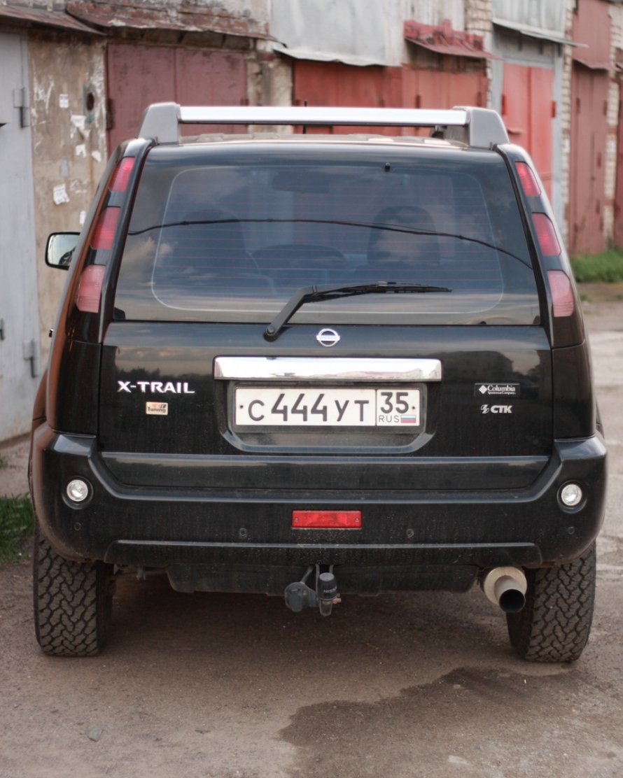 Nissan x-Trail t30 сзади
