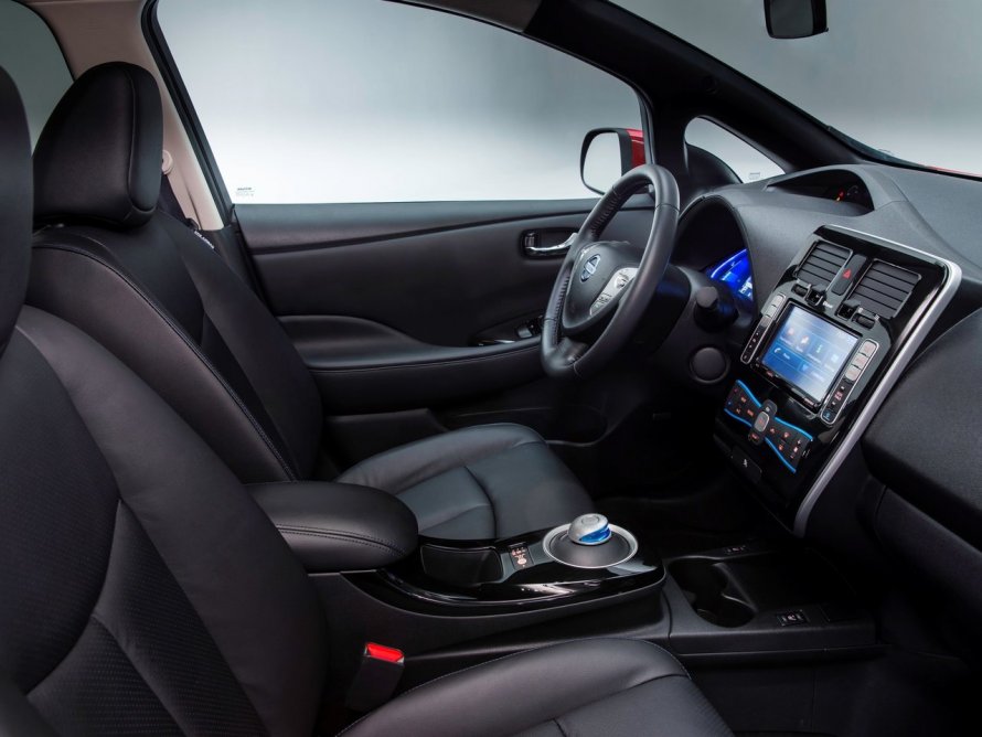 Nissan Leaf Interior 2017