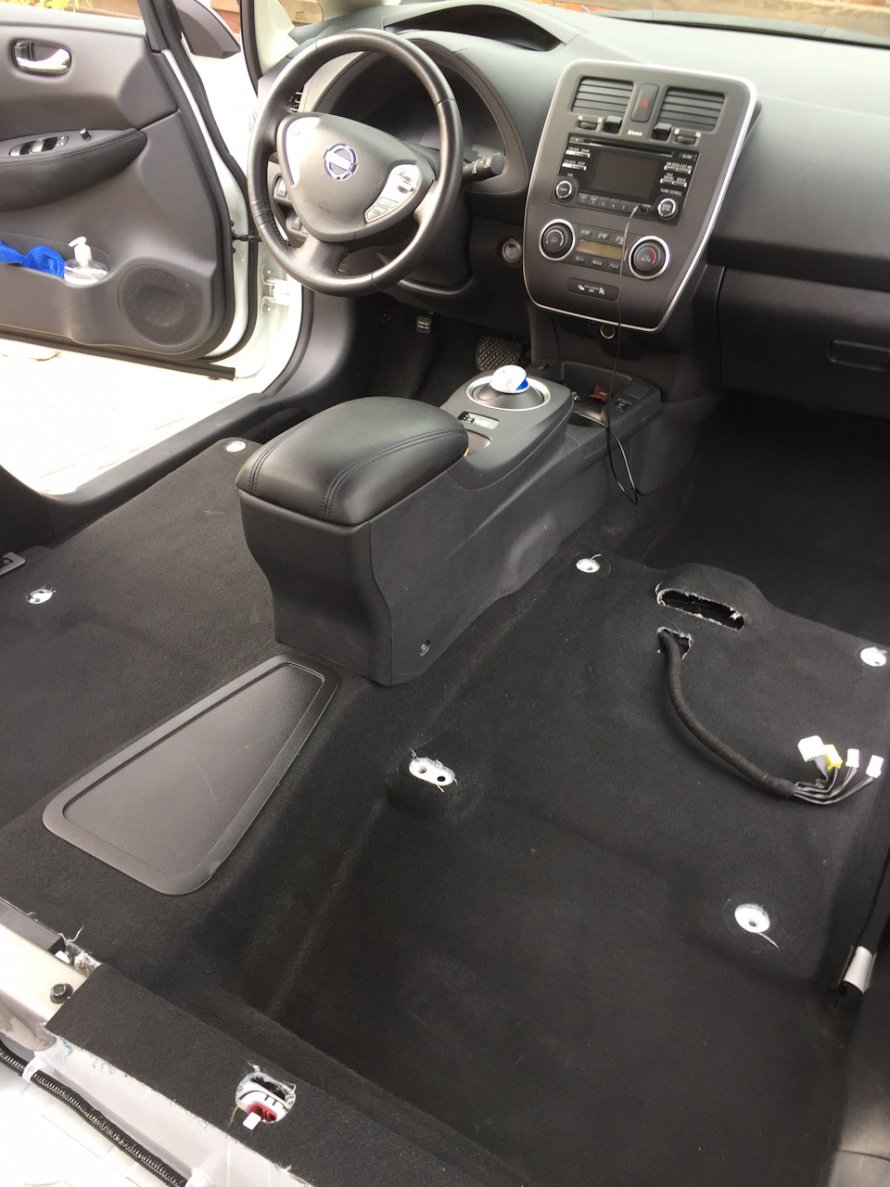 Nissan Leaf 2020 салон