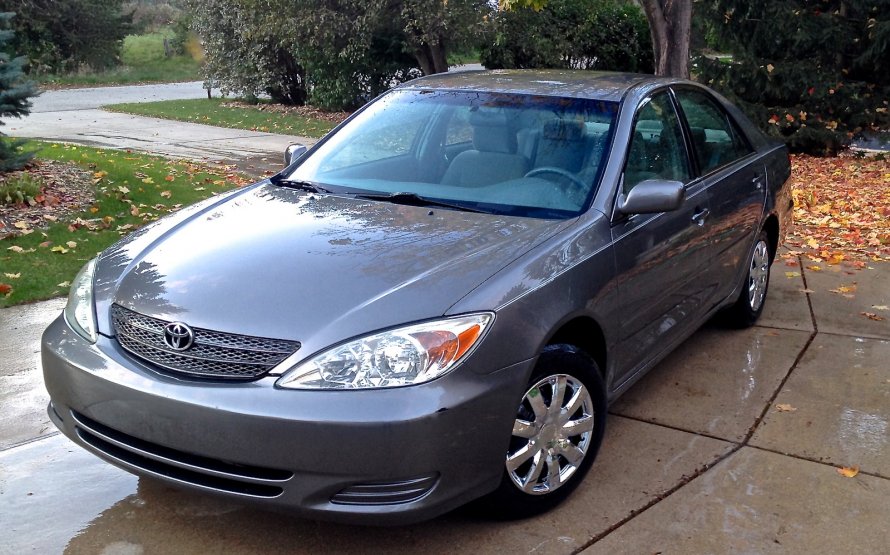 Тойота Camry, 2002