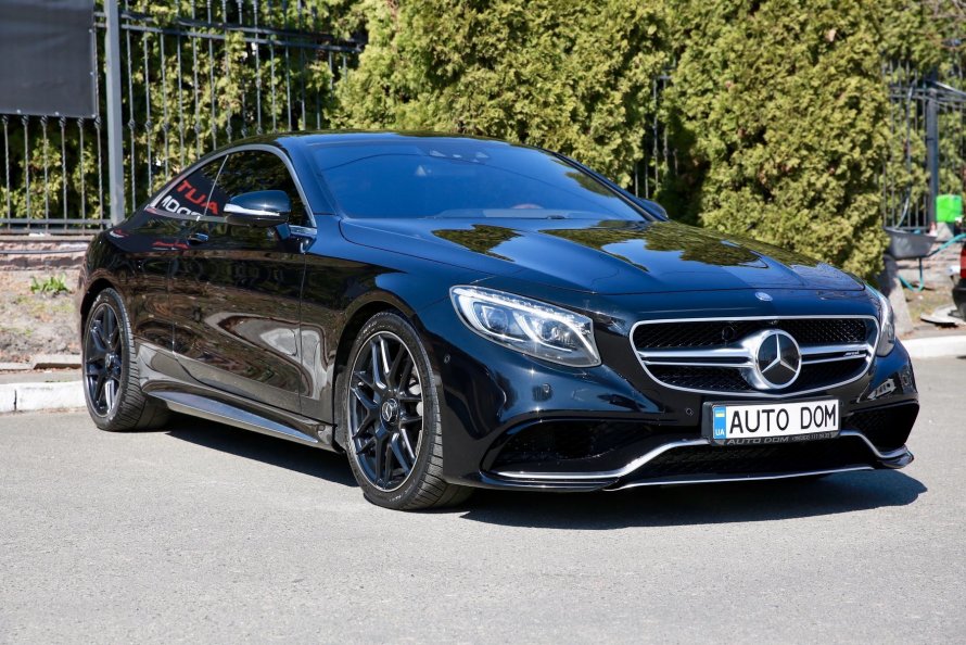 Мерседес s63 AMG Coupe 2015