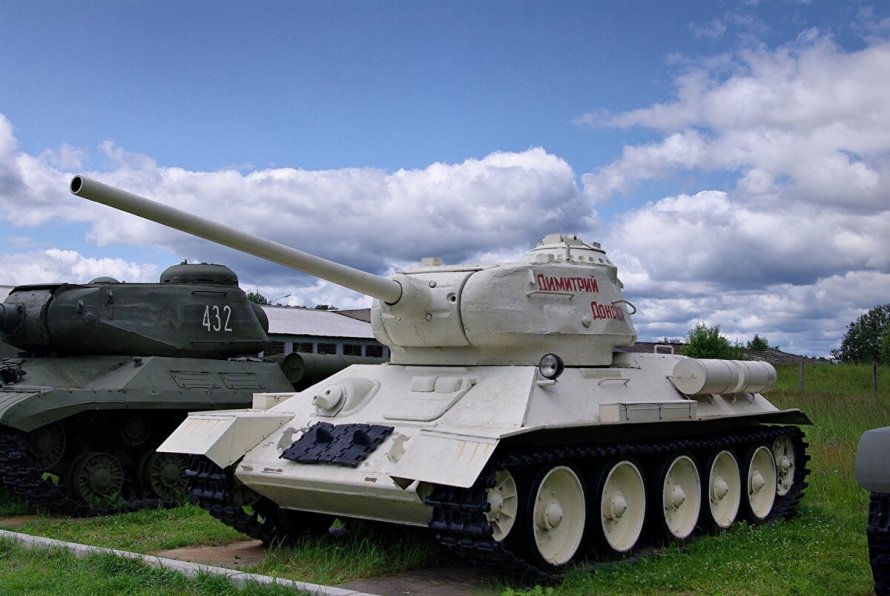 Танк т-34-85