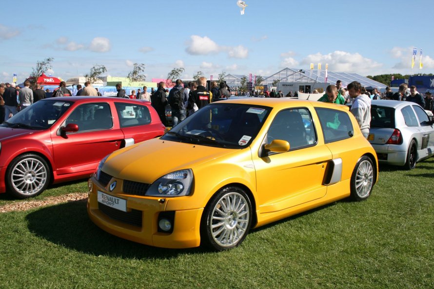 Reno Clio v6 Sport