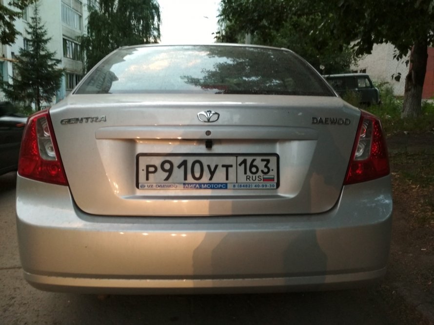 Daewoo Gentra вид сзади