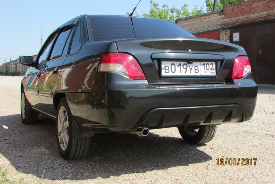 Daewoo Nexia 150 Tuning сзади