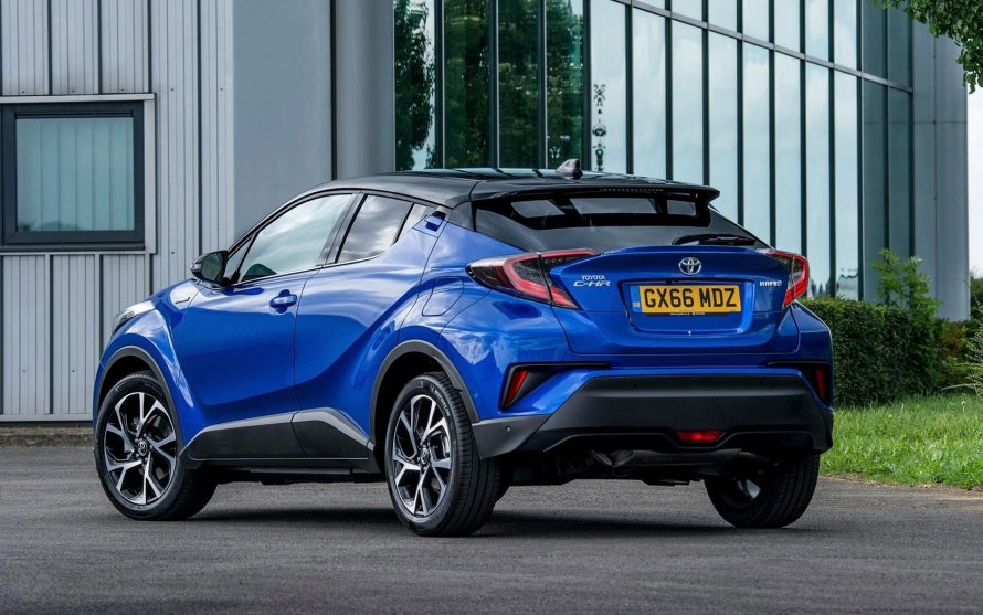 Тойота c-HR 2019