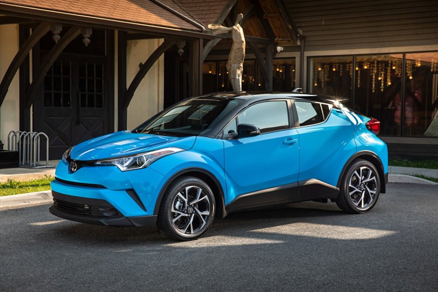 Тойота c-HR 2018