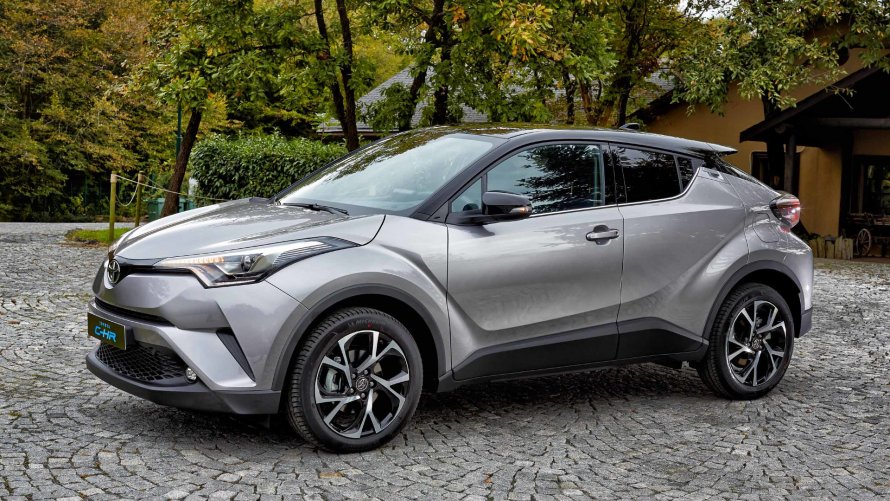 Тойота c-HR серый