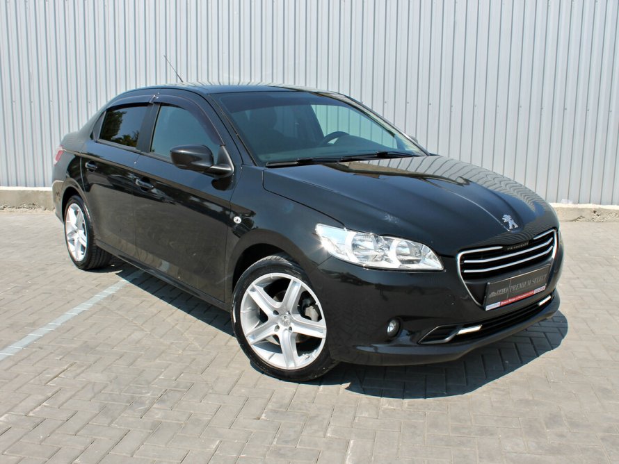 Peugeot 301 седан