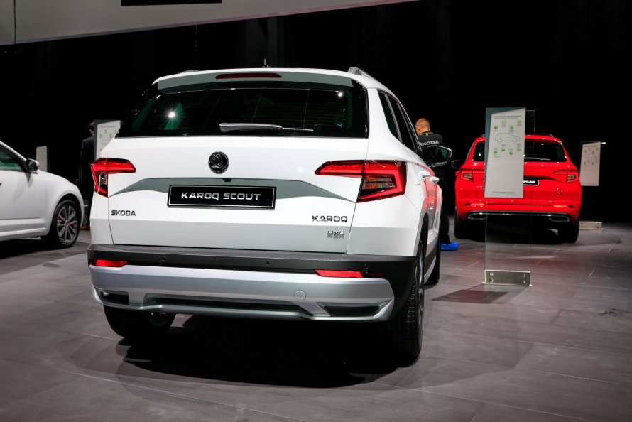 Skoda Karoq RS 300 Л.С