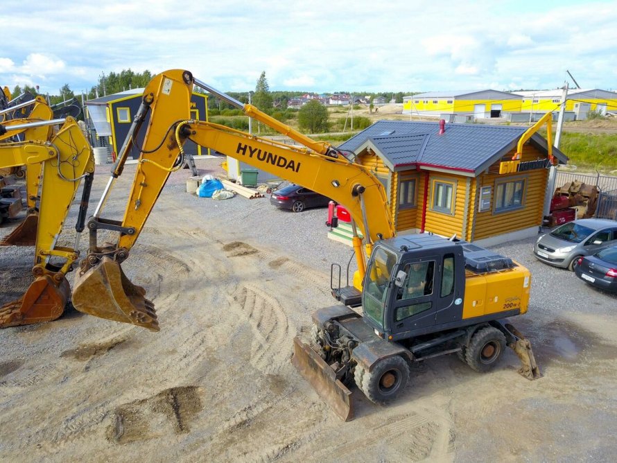 Hyundai Robex 200w-2