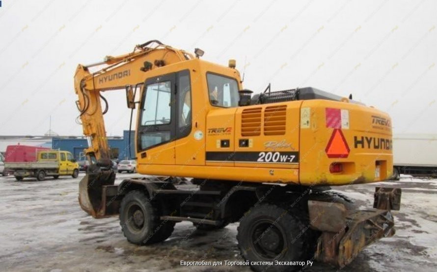 Hyundai r200w-7 c гидромолотом