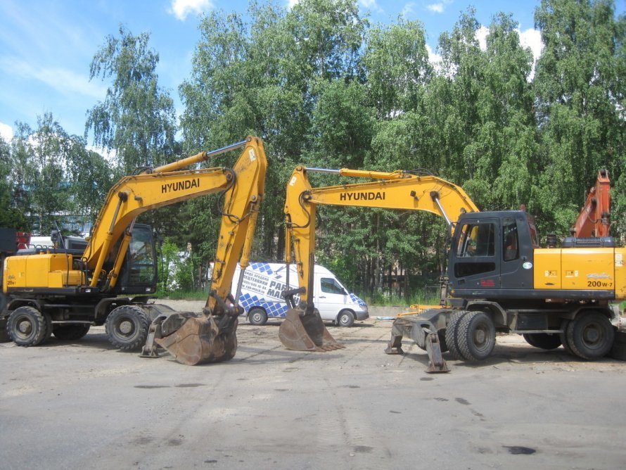 Hyundai robex200w-7