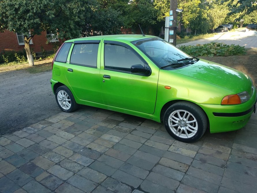 Fiat punto 1.2 1998 темно зеленый