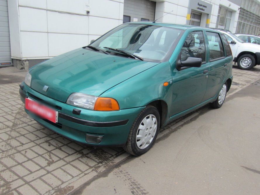 Ржавый Fiat punto 1998