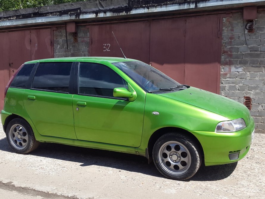 Fiat punto 1.2 МТ 1998