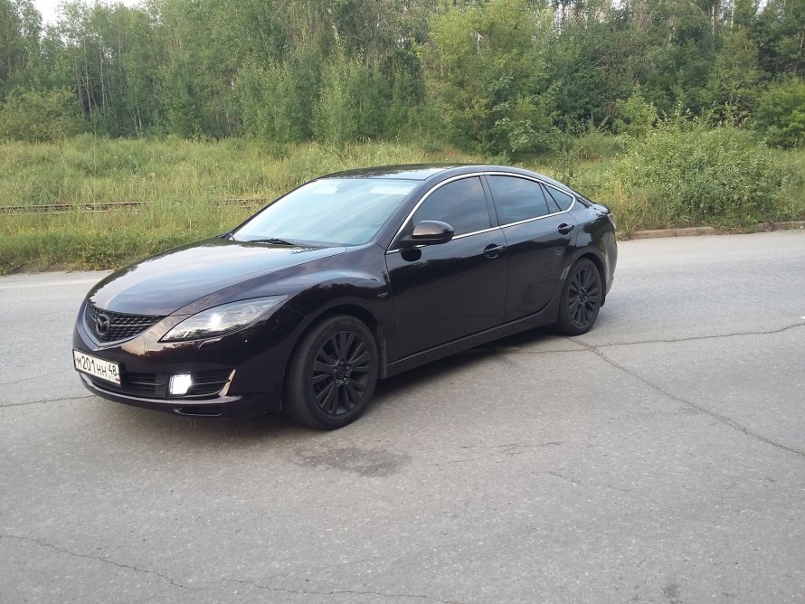 Mazda 6 2008 черная на литье