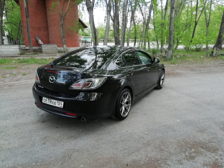 Мазда 6 2002 черная