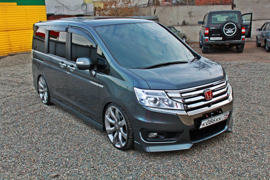 Honda Stepwgn spada Tuning