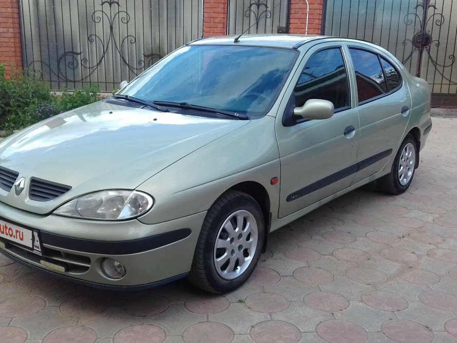 Рено Меган седан 2003