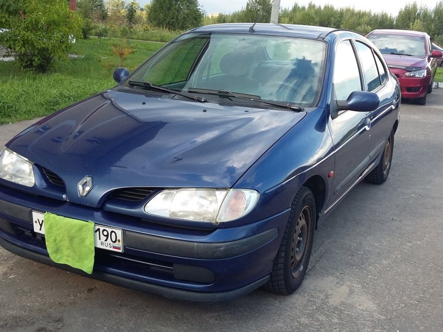 Рено Меган 1 1999 года