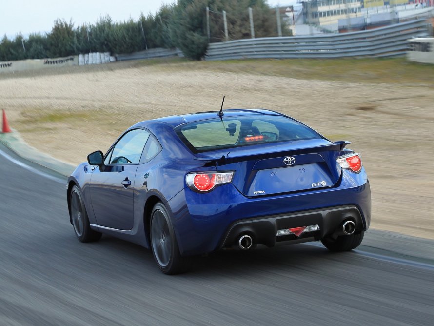 Toyota gt86 спортивная
