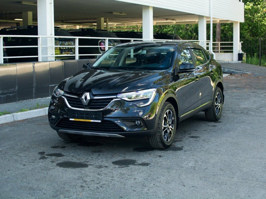 Renault Arcana черный металлик