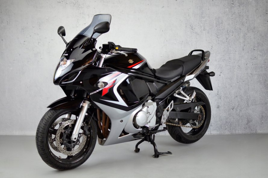 Мотоцикл Сузуки GSX 650 F