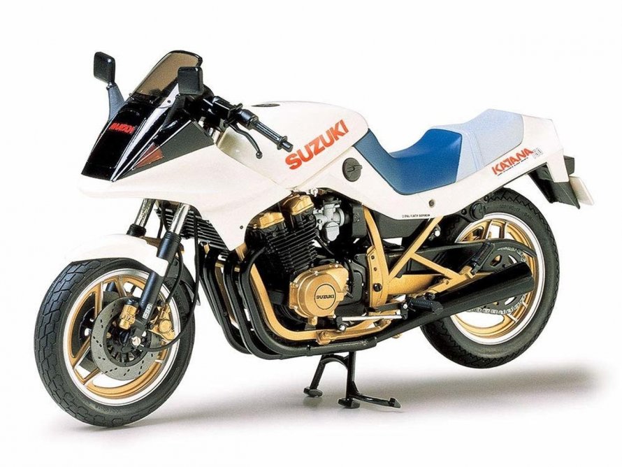 Suzuki Katana 750