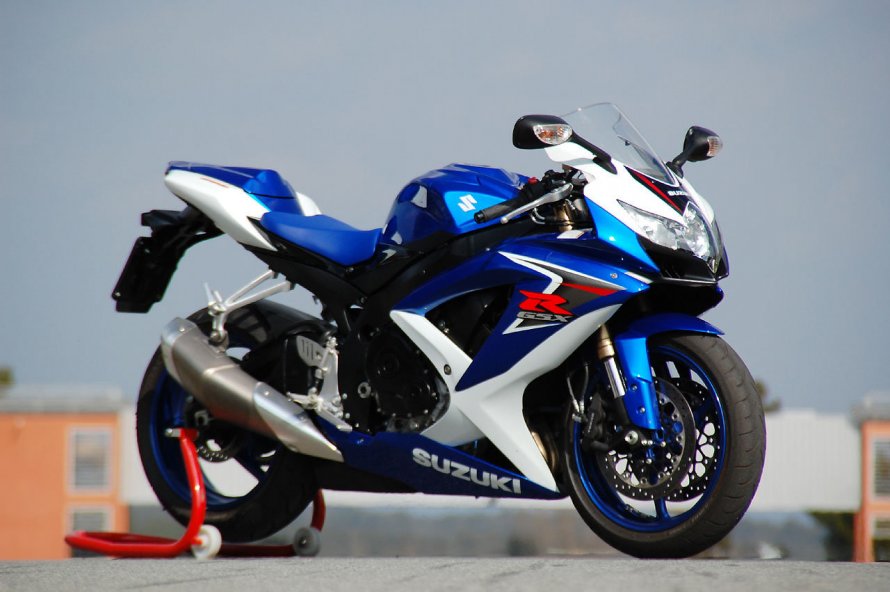 Suzuki GSX 600