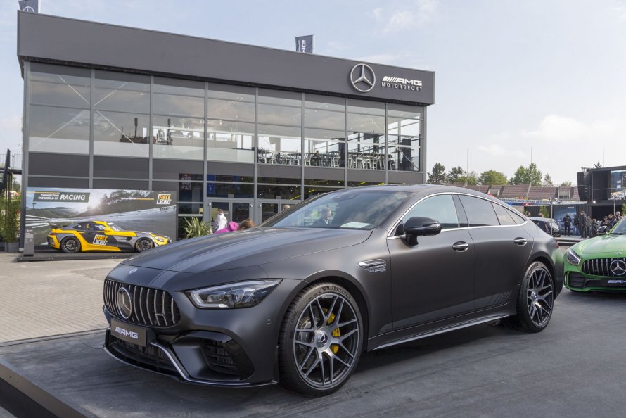 Mercedes AMG gt 63