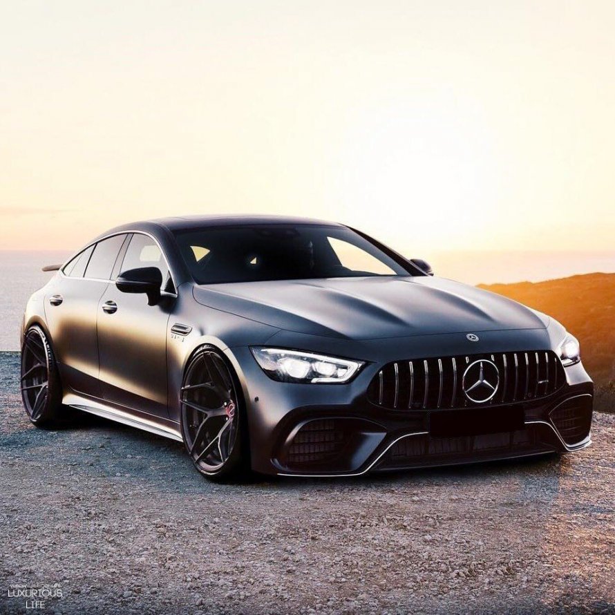 Mercedes AMG gt 63 s белый