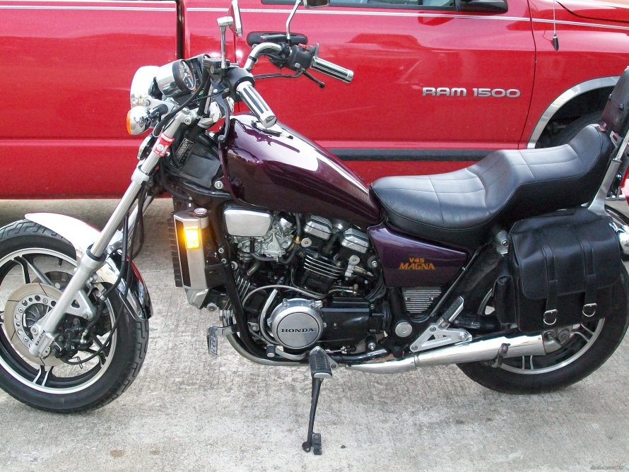 Honda Magna v750