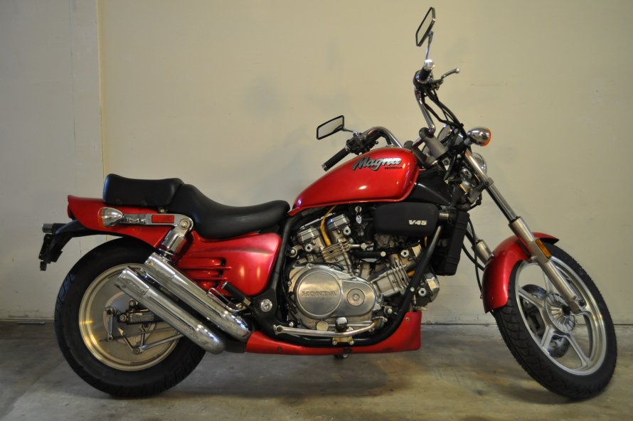 Honda Magna vf750