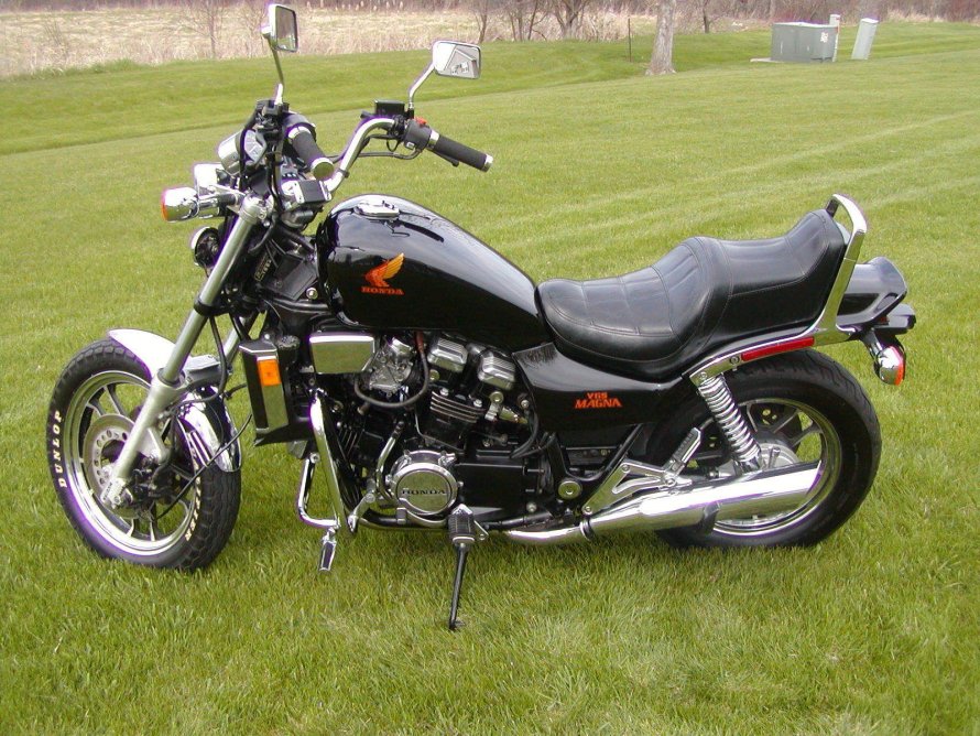 Хонда Магна 1200