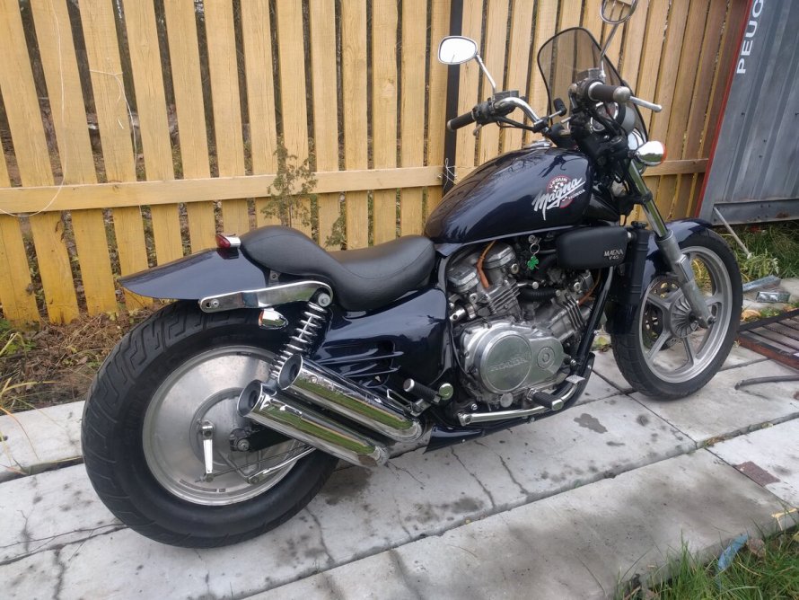 Honda super Magna v45