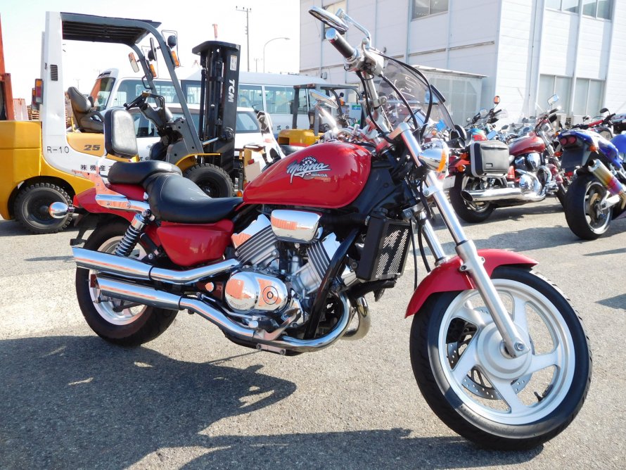 Хонда Magna 750