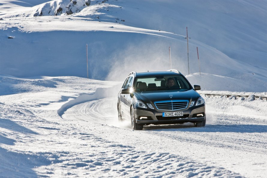 Mercedes Benz зима