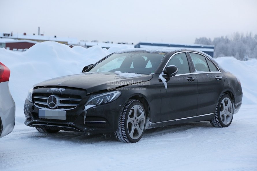 Mercedes-Benz c-class 2019 зимой