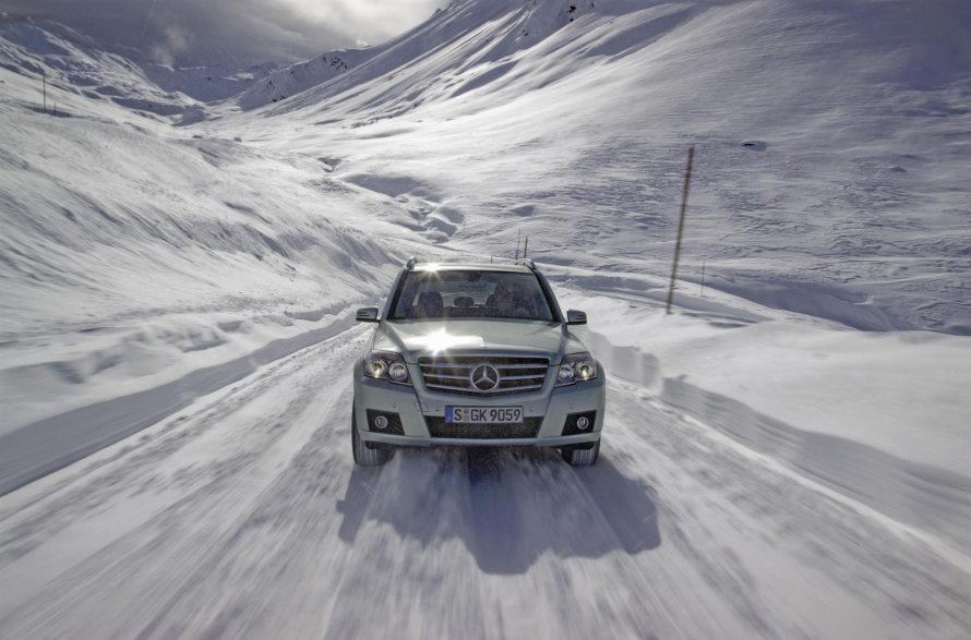 Мерседес GLK зимой
