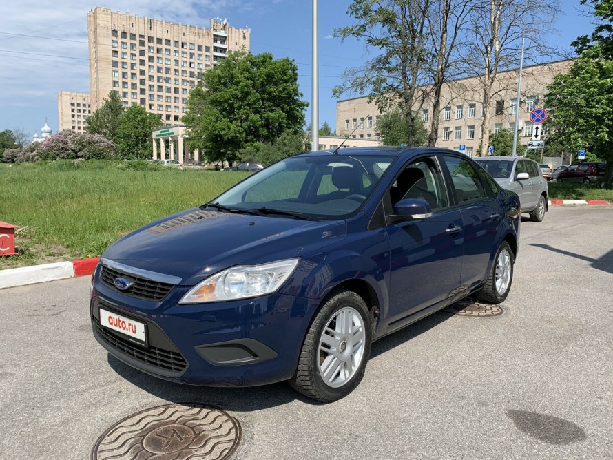 Ford Focus 2 седан синий
