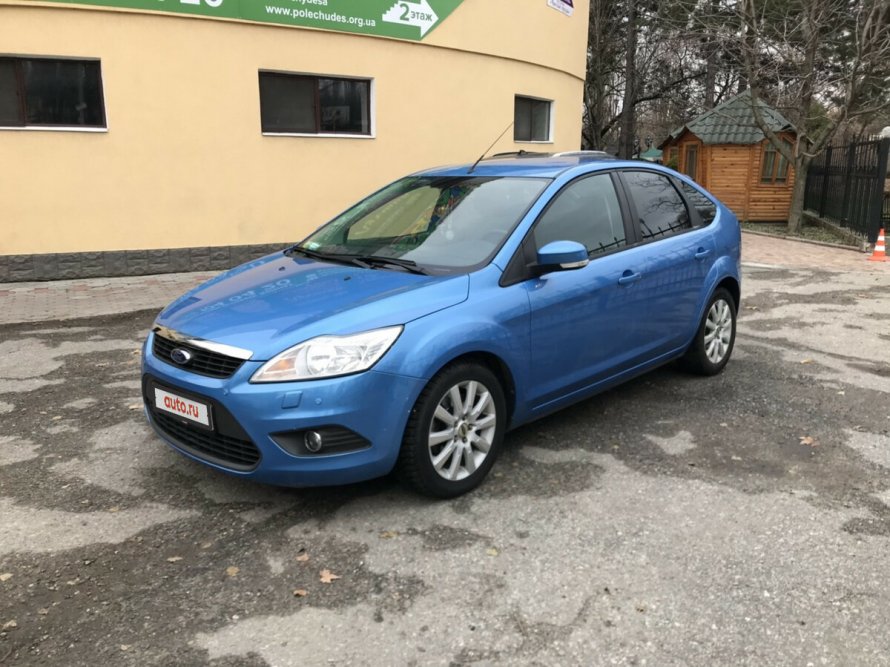 Ford Focus 2 хэтчбек синий