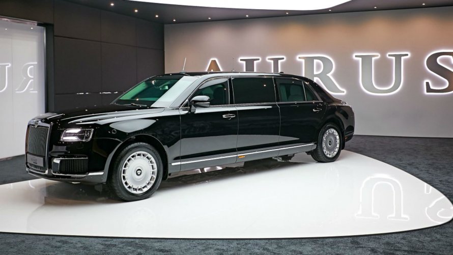 Аурус автомобиль минивэн Арсенал