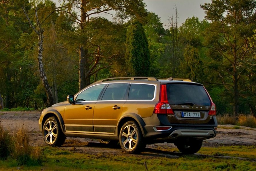 Volvo xc70 2015