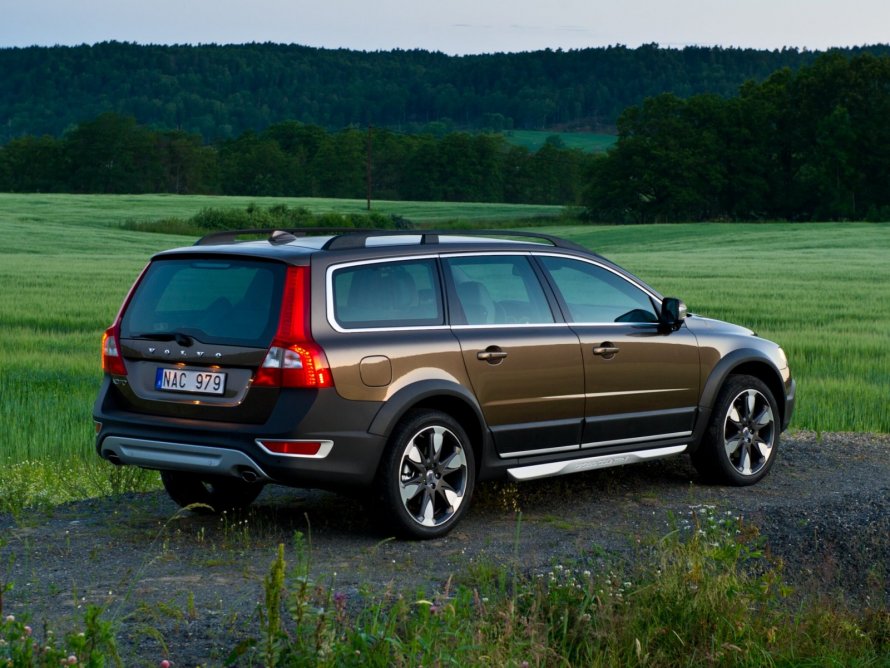 Volvo xc70 III