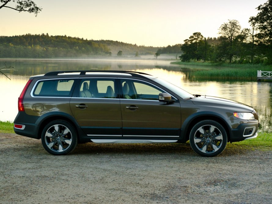Volvo xc70 III