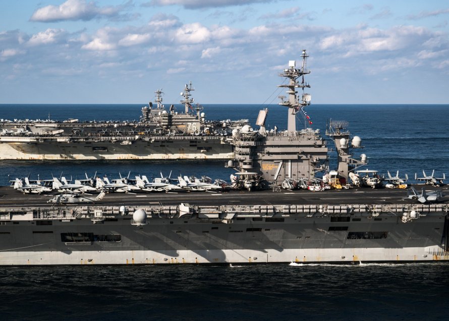Авианосец USS Enterprise CVN-65
