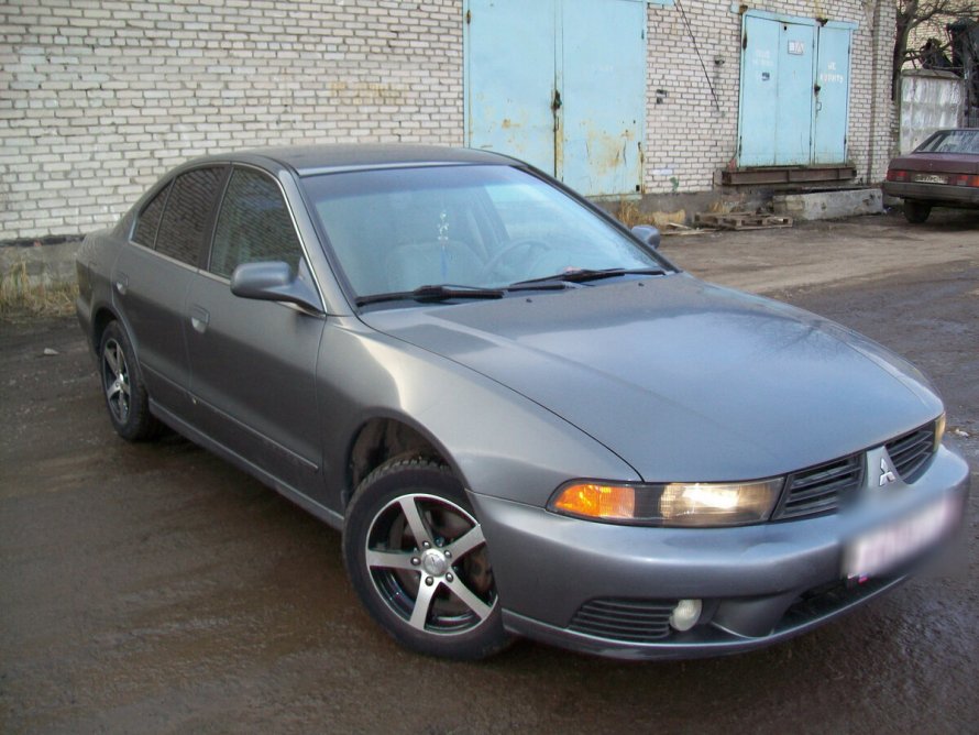 Митсубиси Галант 2001 2.4 американец