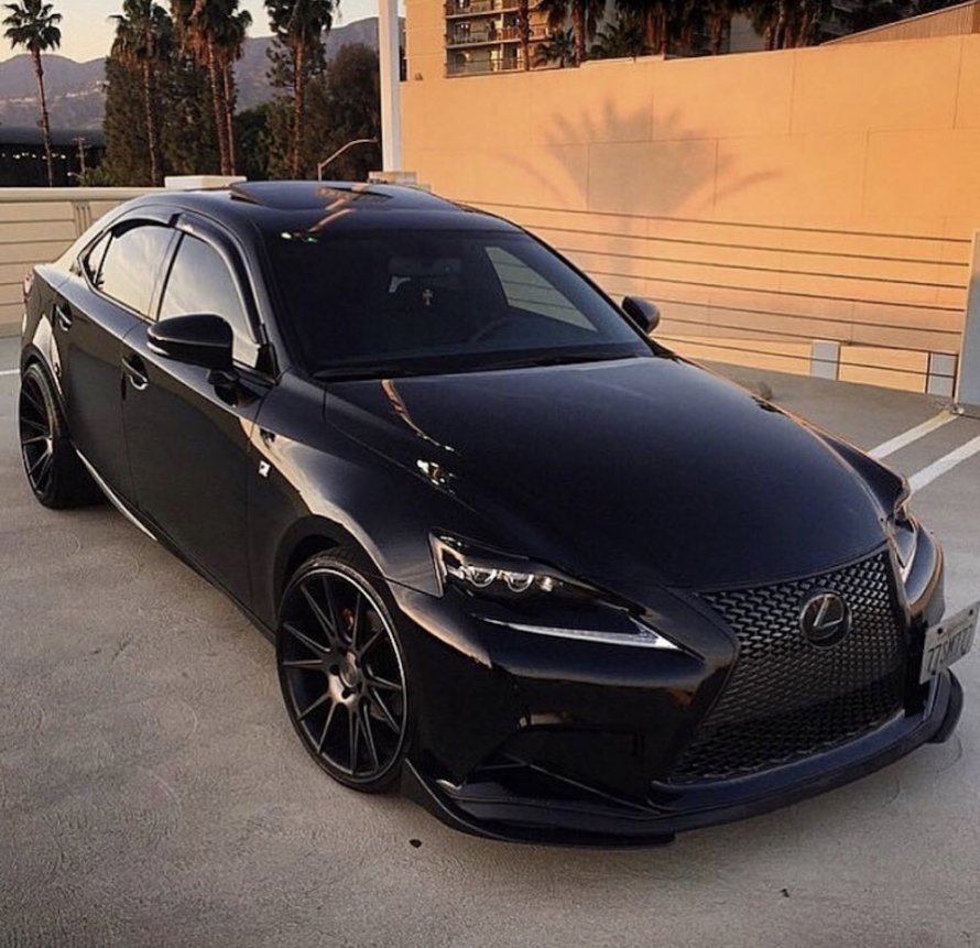 Lexus is 250 2017 черный