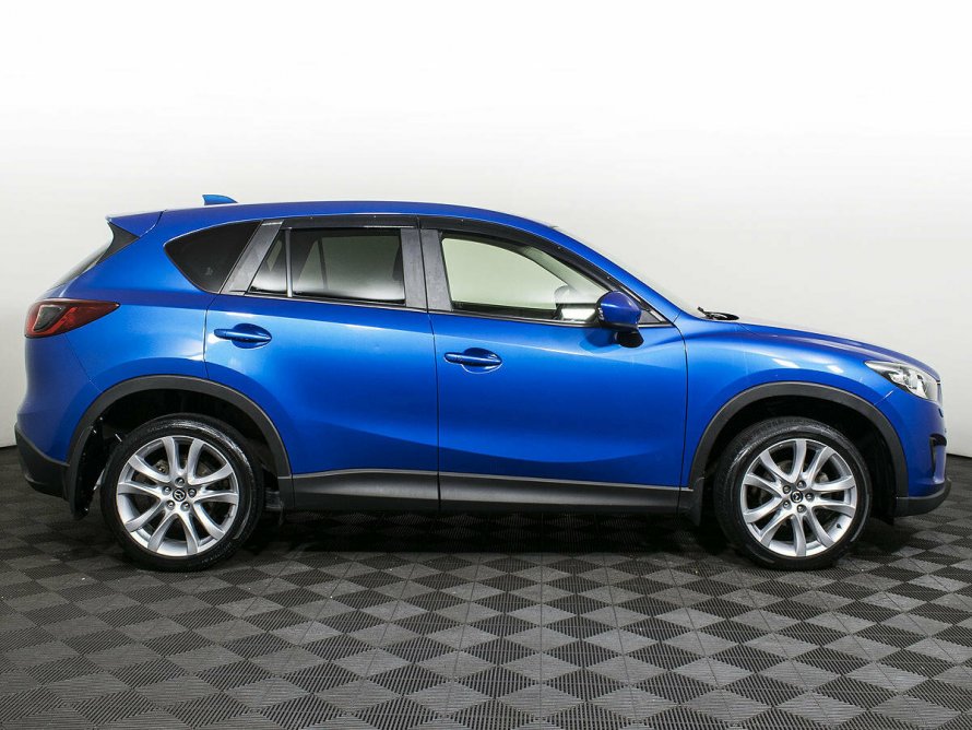 Mazda CX 5 2021 красная